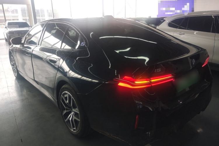 Used BMW i5 2024 eDrive 35L M Sport Package Rear Left 45 Deg