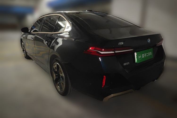 Used BMW i5 2024 eDrive 35L M Sport Package Rear Left 45 Deg