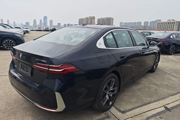 Used BMW i5 2024 eDrive 35L Prestige Luxury Package Rear Right 45 Deg