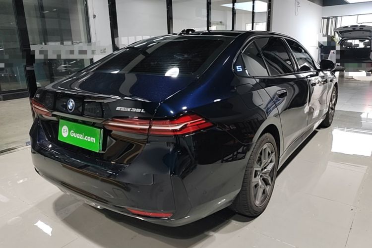 Used BMW i5 2024 eDrive 35L Prestige Luxury Package Rear Right 45 Deg