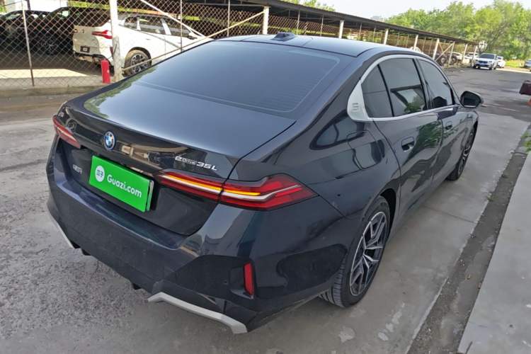 Used BMW i5 2024 eDrive 35L M Sport Package Rear Right 45 Deg