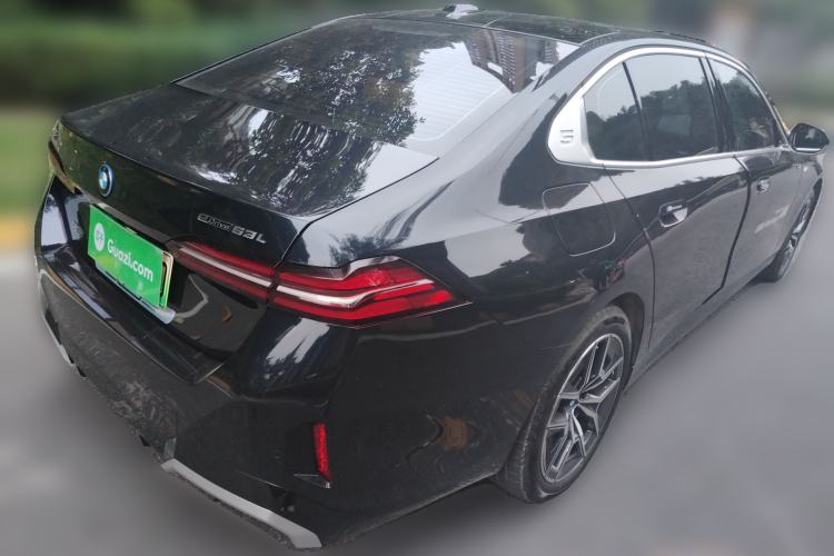 Used BMW i5 2024 eDrive 35L M Sport Package Rear Right 45 Deg