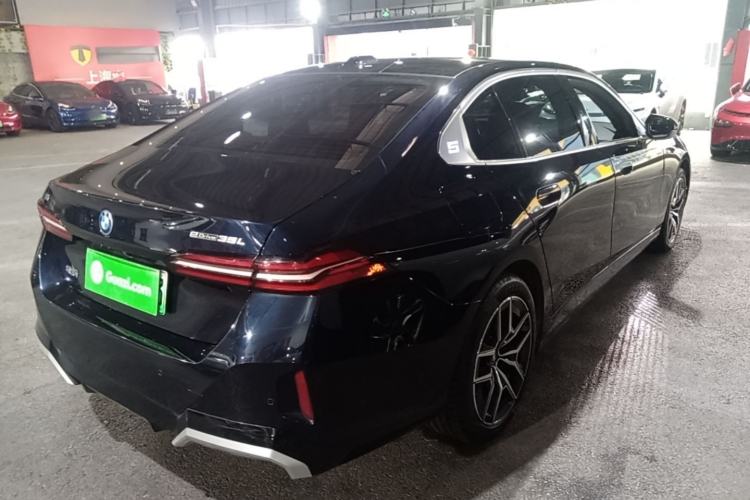 Used BMW i5 2024 eDrive 35L M Sport Package Rear Right 45 Deg