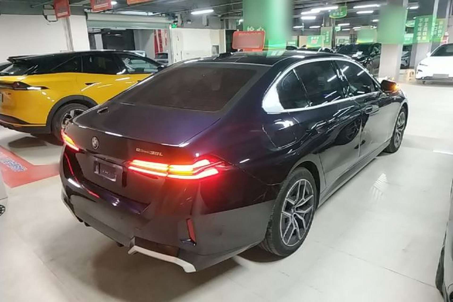 Used BMW i5 2024 eDrive 35L M Sport Package Rear Right 45 Deg