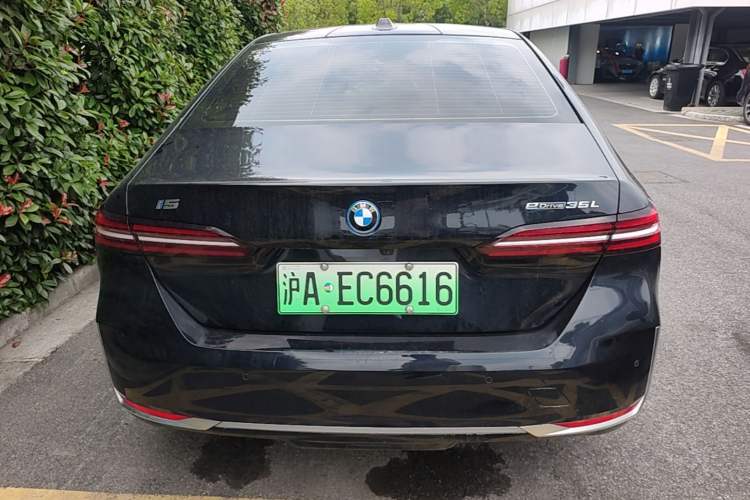 Used BMW i5 2024 eDrive 35L Luxury Package Rear