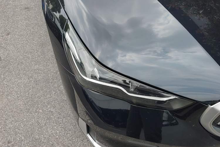 Used BMW i5 2024 eDrive 35L Luxury Package Right Front Headlight