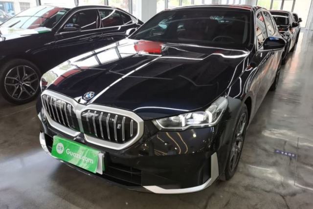 Used BMW i5 2024 eDrive 35L Luxury Package