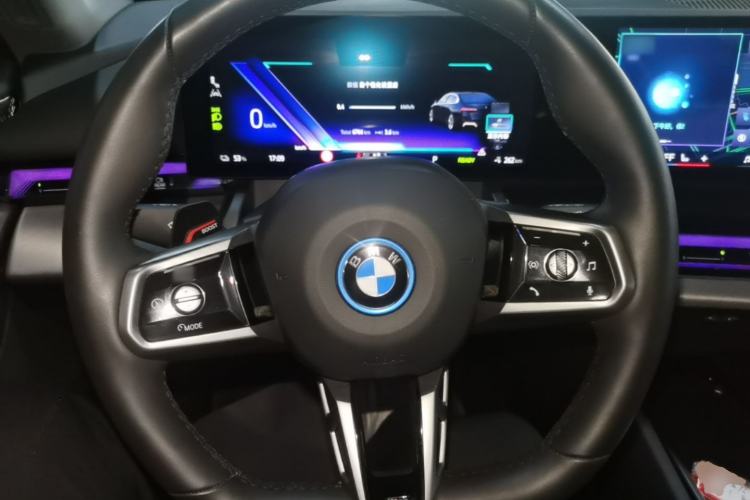 Used BMW i5 2024 eDrive 35L Luxury Model with M Sport Package Steering Wheel