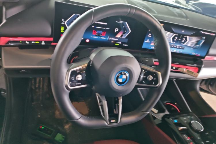 Used BMW i5 2024 eDrive 35L M Sport Package Steering Wheel