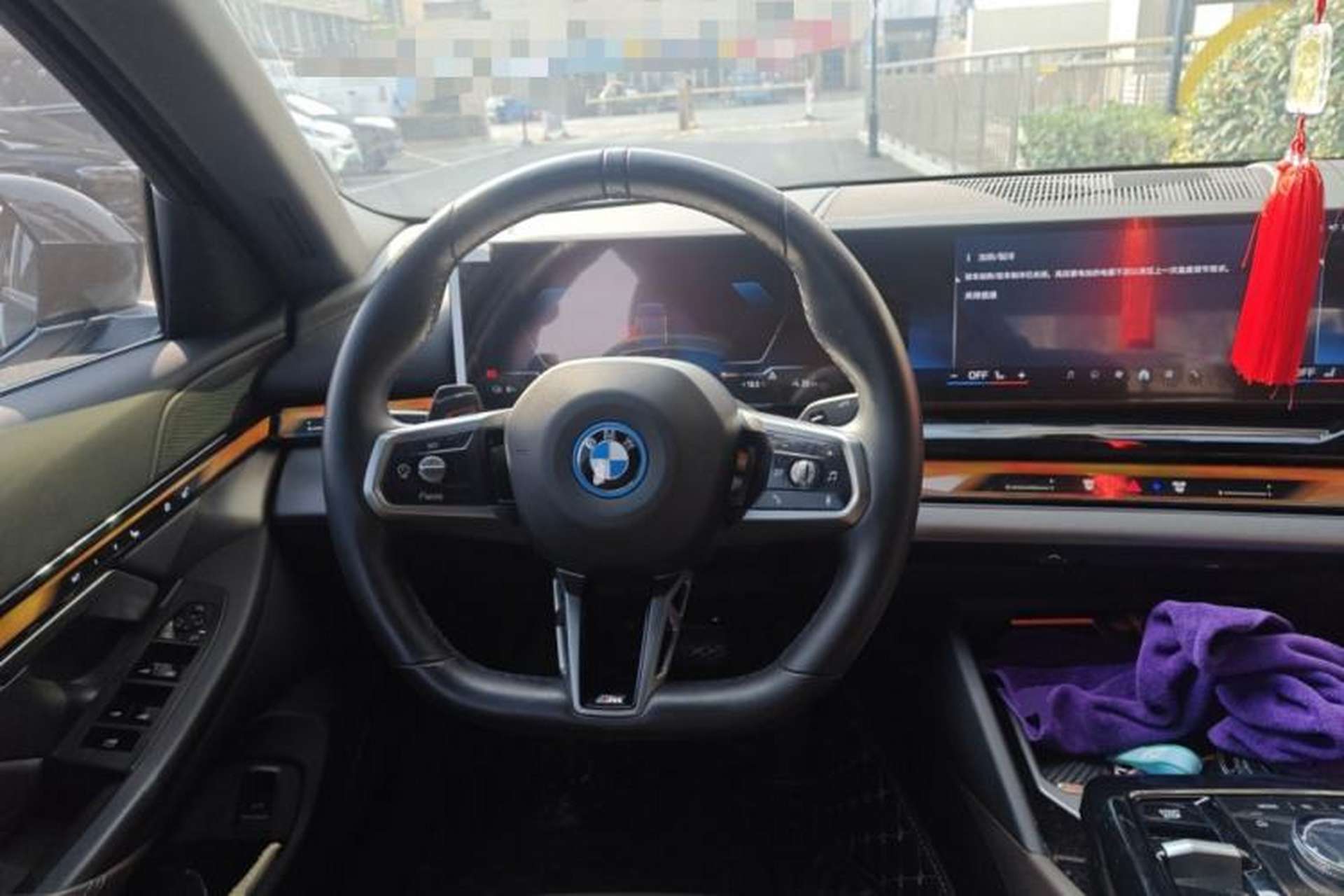 Used BMW i5 2024 eDrive 35L M Sport Package Steering Wheel