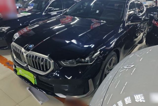 Used BMW i5 2024 eDrive 35L Luxury Package