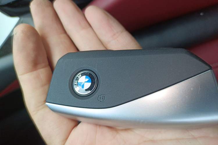 Used BMW i5 2024 eDrive 35L M Sport Package Vehicle Key