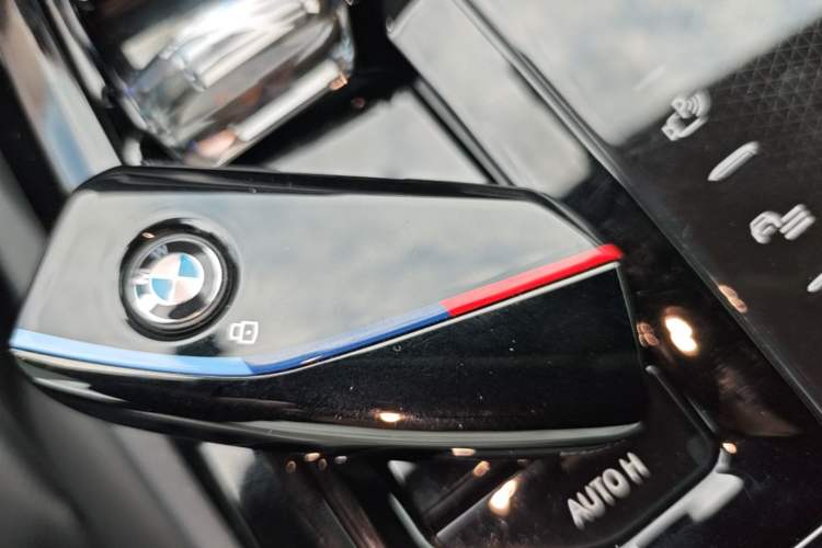 Used BMW i5 2024 xDrive M60 Vehicle Key