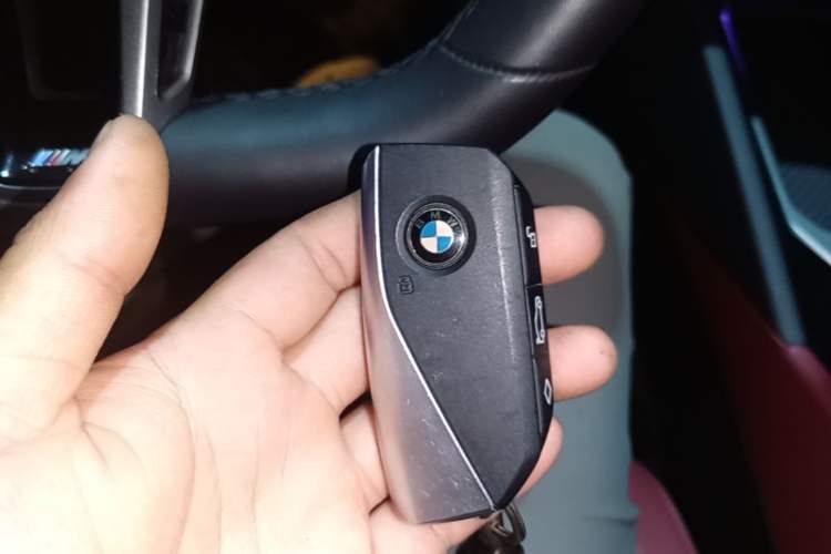 Used BMW i5 2024 eDrive 35L M Sport Package Vehicle Key