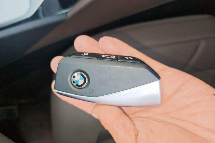 Used BMW i5 2024 eDrive 35L M Sport Package Vehicle Key