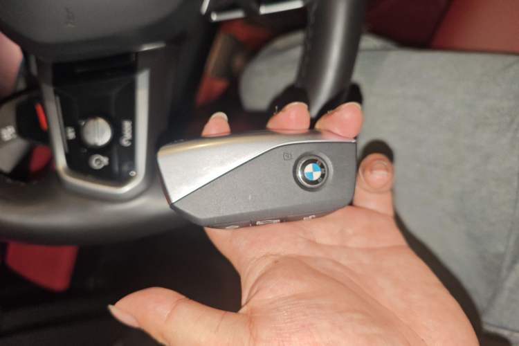 Used BMW i5 2024 eDrive 35L M Sport Package Vehicle Key