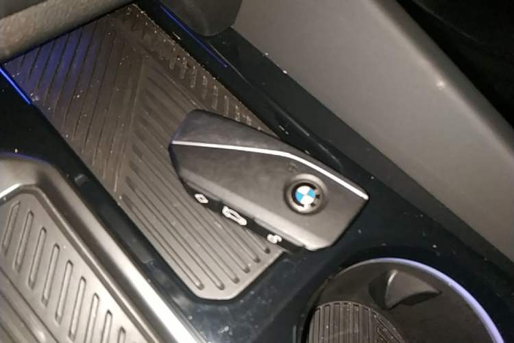 Used BMW i5 2024 eDrive 35L M Sport Package Vehicle Key