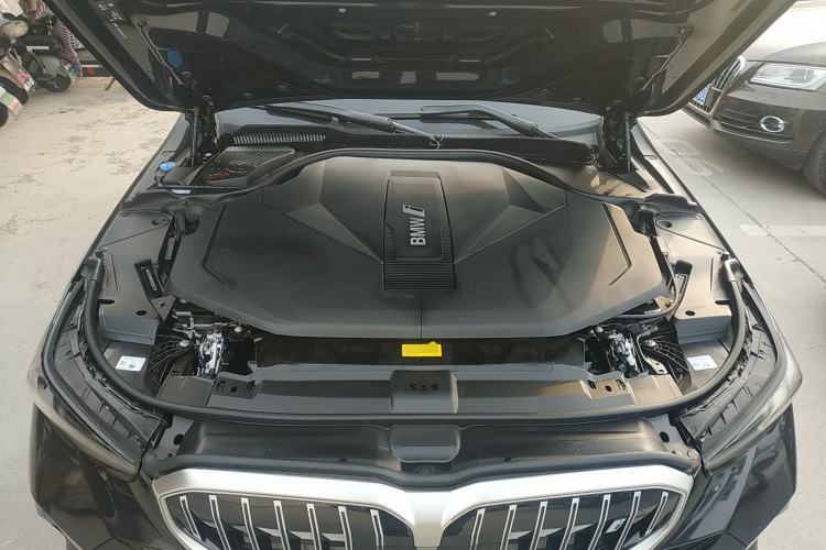 Used BMW i5 2024 eDrive 35L M Sport Package Engine Bay