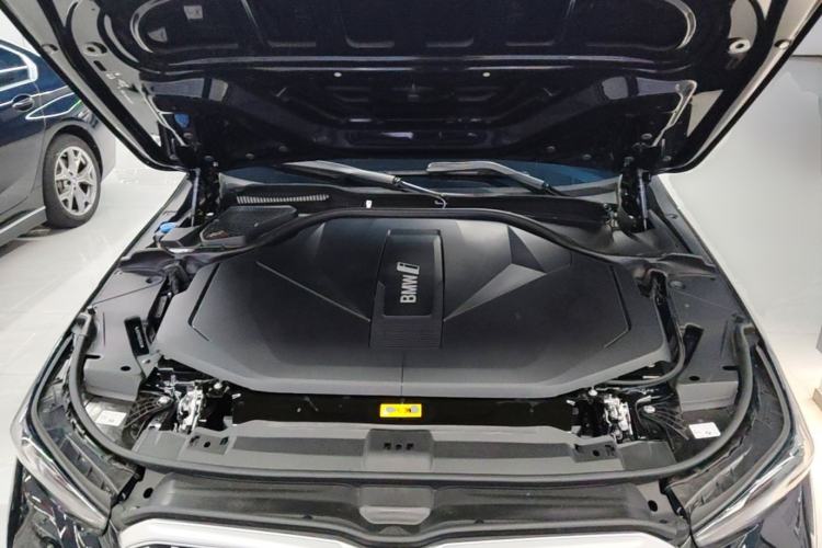 Used BMW i5 2024 eDrive 35L M Sport Package Engine Bay