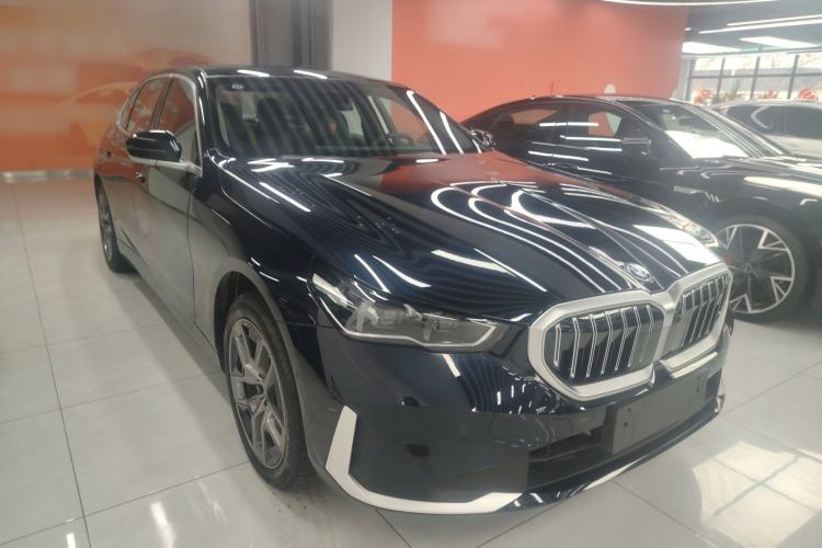 Used BMW i5 2024 eDrive 35L Prestige Luxury Package Exterior 2
