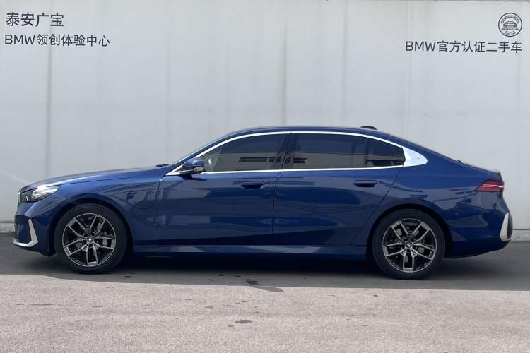Used BMW i5 2024 eDrive 35L Prestige Luxury Package Exterior 2