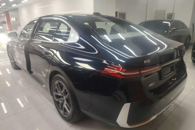 Used BMW i5 2024 eDrive 35L Prestige Luxury Package Exterior 3