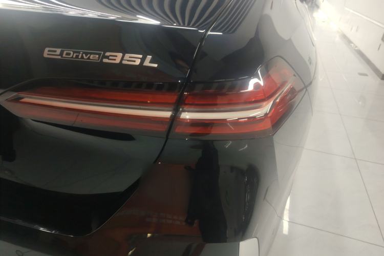 Used BMW i5 2024 eDrive 35L Prestige Luxury Package Exterior 6