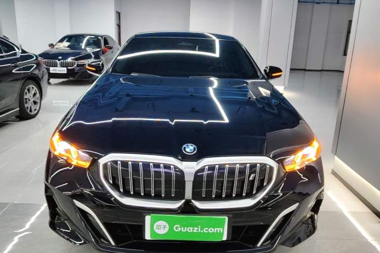 Used BMW i5 2024 eDrive 35L M Sport Package Front