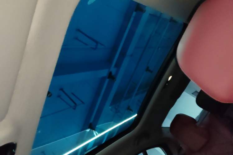 Used BMW i5 2024 eDrive 35L M Sport Package Headliner