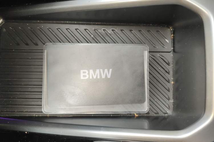 Used BMW i5 2024 eDrive 35L M Sport Package Interior 1