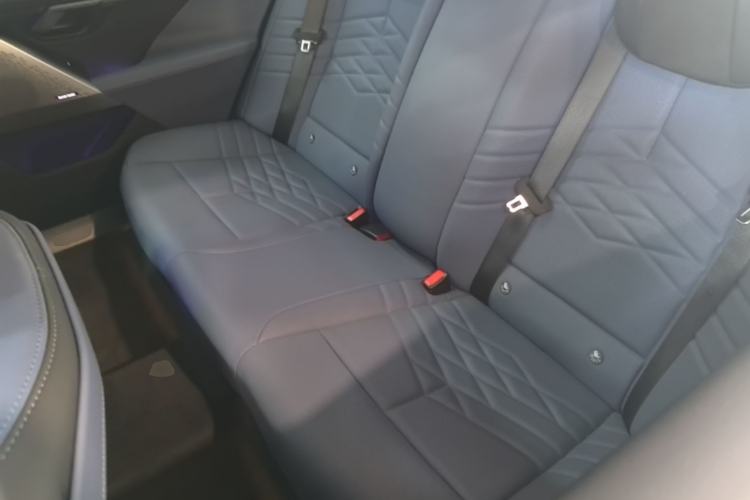 Used BMW i5 2024 eDrive 35L Prestige Luxury Package Left Rear Seat