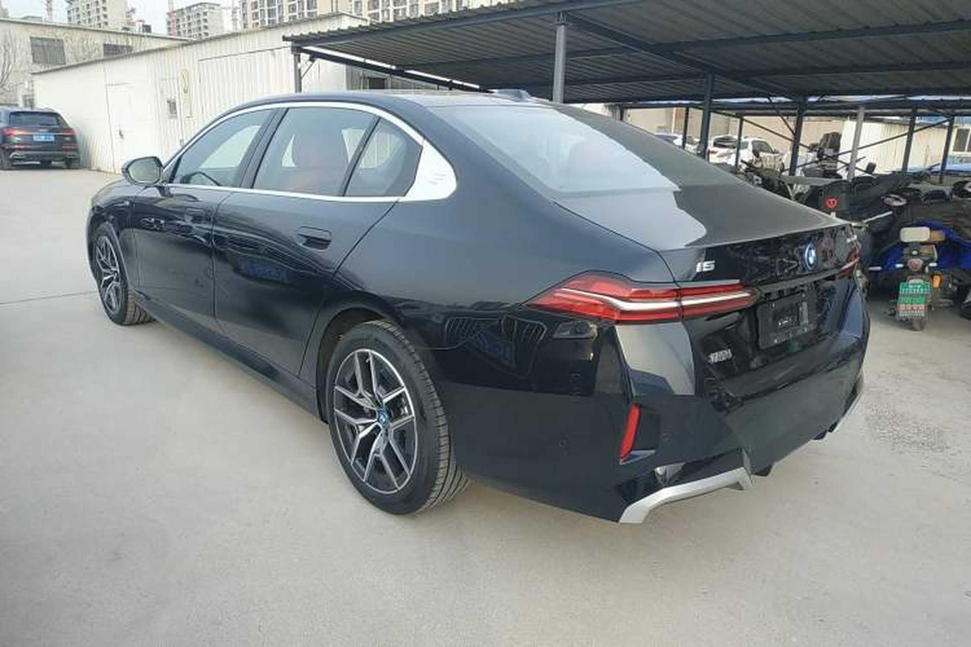 Used BMW i5 2024 eDrive 35L M Sport Package Rear Left 45 Deg