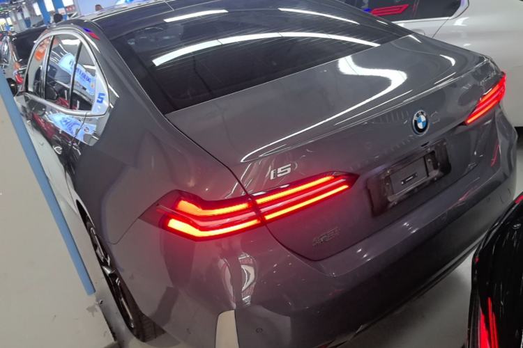 Used BMW i5 2024 eDrive 35L Prestige Luxury Package Rear Left 45 Deg