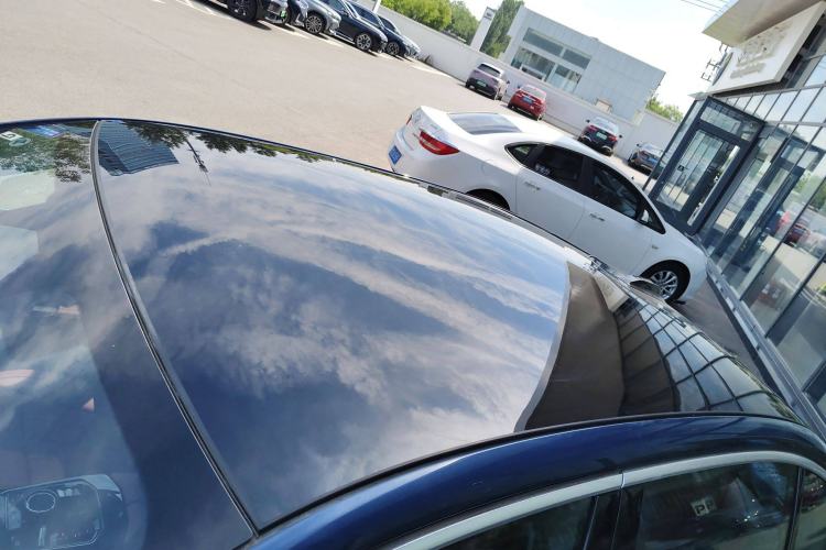 Used BMW i5 2024 eDrive 35L Luxury Package Roof