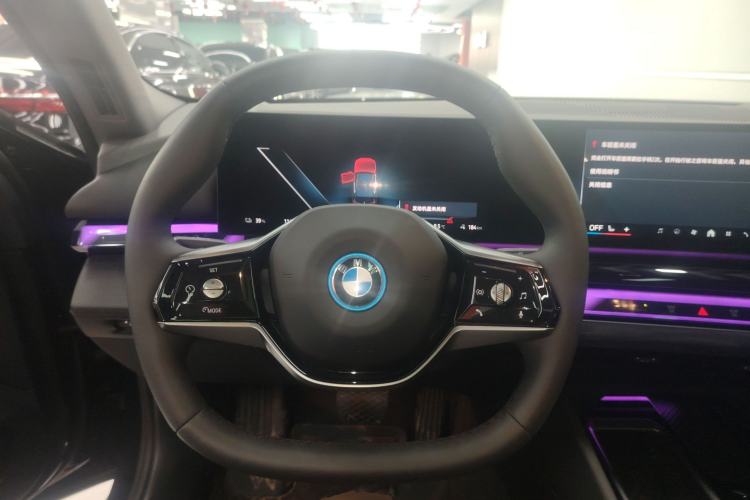 Used BMW i5 2024 eDrive 35L Prestige Luxury Package Steering Wheel