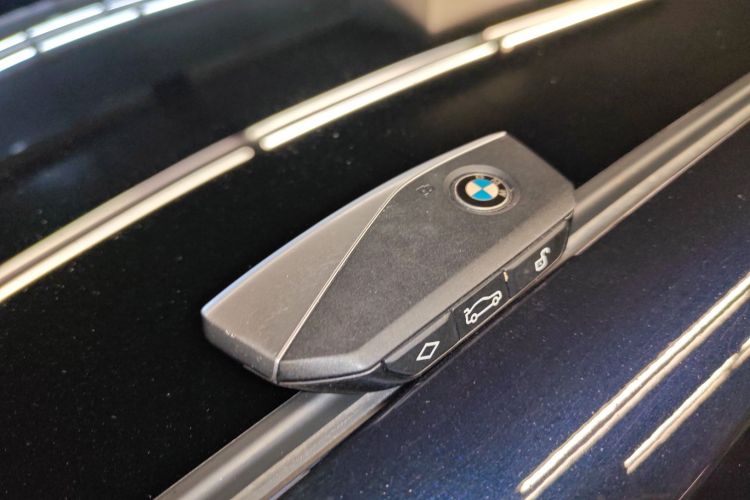 Used BMW i5 2024 eDrive 35L Luxury Package Vehicle Key
