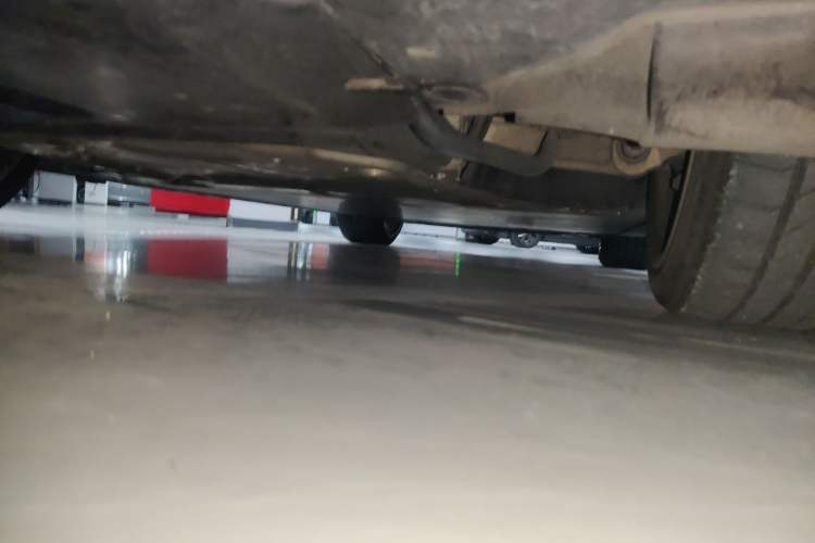 Used BMW i5 2024 eDrive 35L M Sport Package Chassis Front Left