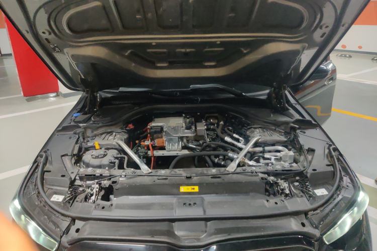 Used BMW i5 2024 eDrive 35L M Sport Package Engine Bay