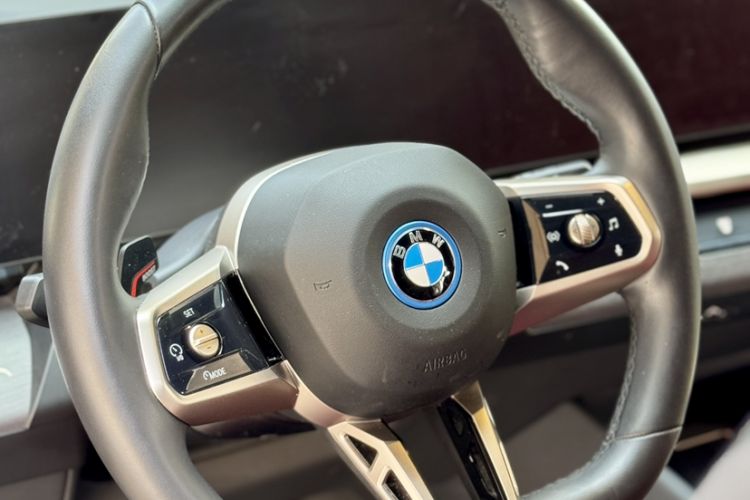 Used BMW i5 2024 eDrive 35L M Sport Package Interior 2