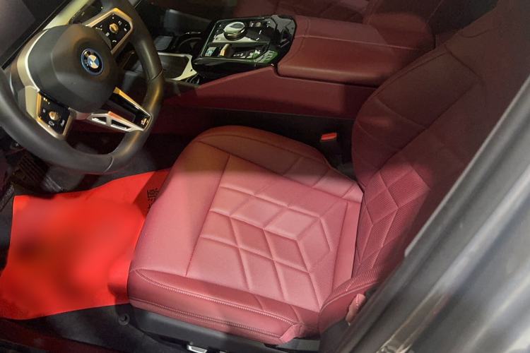 Used BMW i5 2024 eDrive 35L M Sport Package Left Front Seat