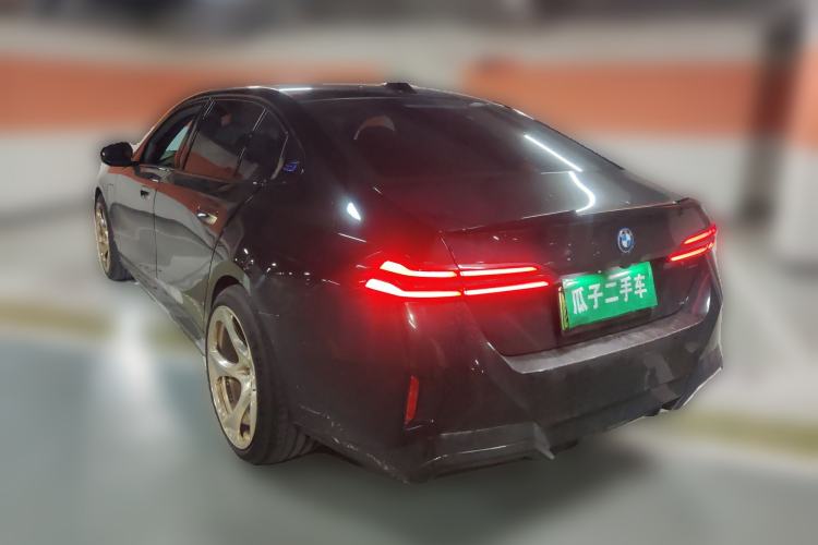 Used BMW i5 2024 eDrive 35L M Sport Package Rear Left 45 Deg