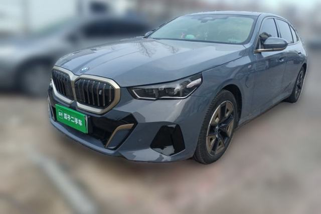 Used BMW i5 2024 eDrive 35L Luxury Model with M Sport Package