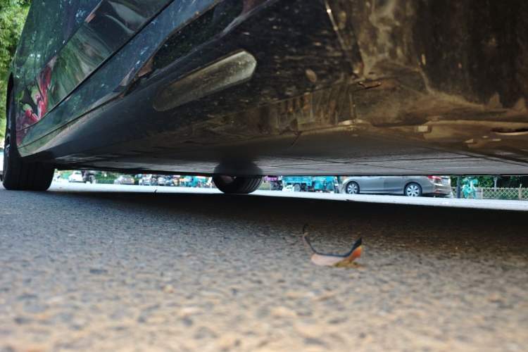 Used BMW i5 2024 eDrive 35L M Sport Package Chassis Front Right