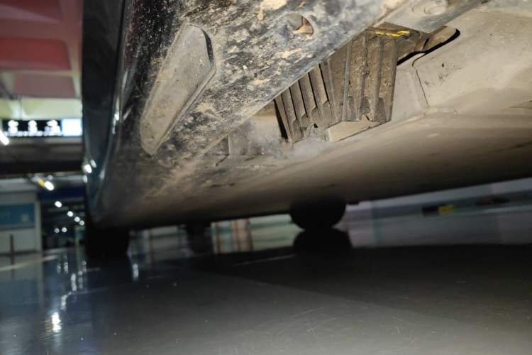 Used BMW i5 2024 eDrive 35L M Sport Package Chassis Front Right