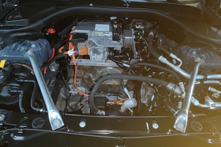 Used BMW i5 2024 eDrive 35L M Sport Package Engine Bay