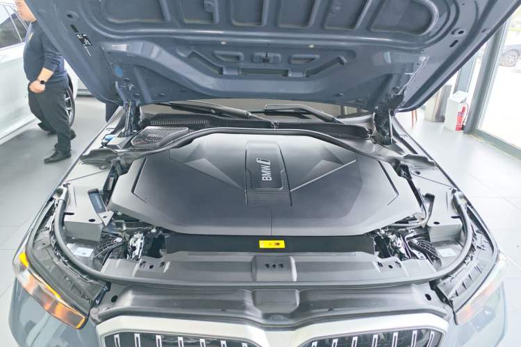Used BMW i5 2024 eDrive 35L Prestige Luxury Package Engine Bay