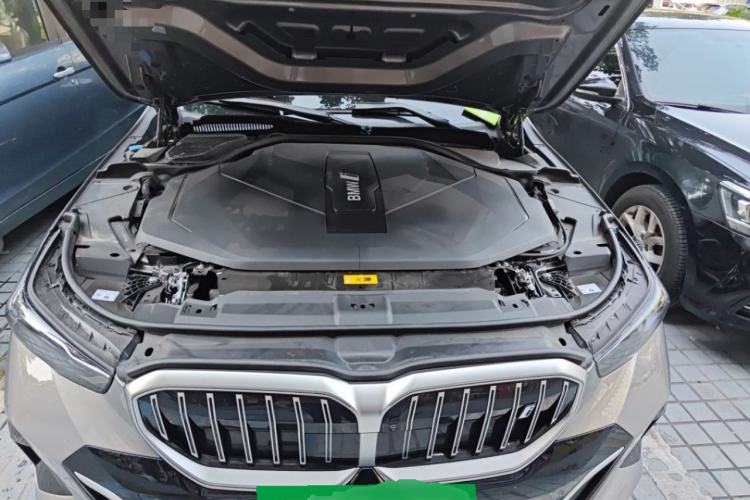 Used BMW i5 2024 eDrive 35L Luxury Model with M Sport Package Engine Bay