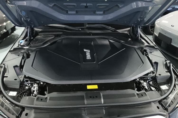 Used BMW i5 2024 eDrive 35L M Sport Package Engine Bay
