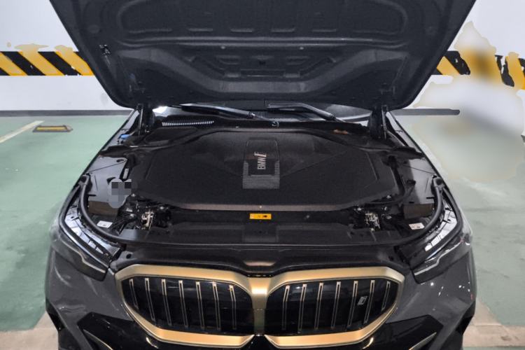 Used BMW i5 2024 eDrive 35L M Sport Package Engine Bay