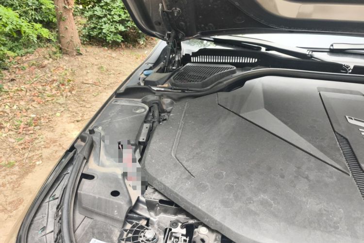 Used BMW i5 2024 eDrive 35L Luxury Model with M Sport Package Engine Bay Right